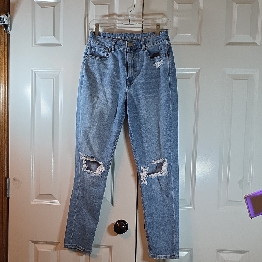 American Eagle Outfitters Mom Jeans High Rise Size 4 - Picture 3 of 5